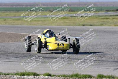 media/Mar-17-2024-CalClub SCCA (Sun) [[2f3b858f88]]/Group 4/Qualifying/